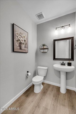 17593 W RED FOX Road, Surprise, AZ 85387