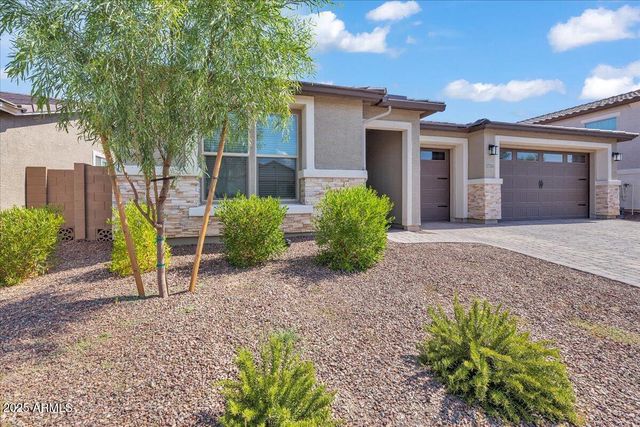 17593 W RED FOX Road, Surprise, AZ 85387