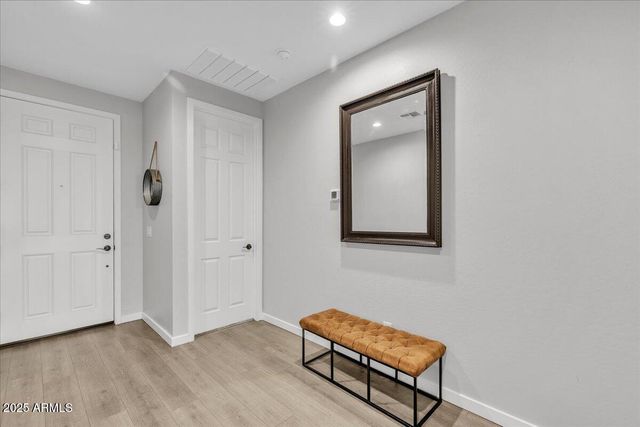 17593 W RED FOX Road, Surprise, AZ 85387