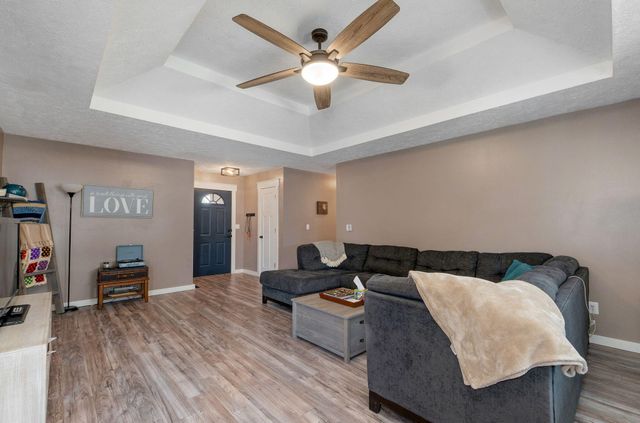 413 Cedar Lane, Willard, MO 65781