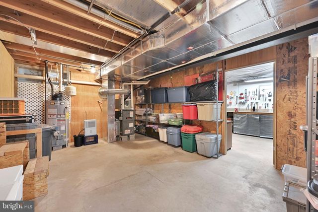2041 WEEPING WILLOW LN, Mount Joy, PA 17552