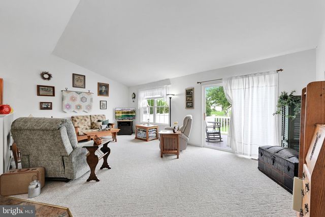 2041 WEEPING WILLOW LN, Mount Joy, PA 17552
