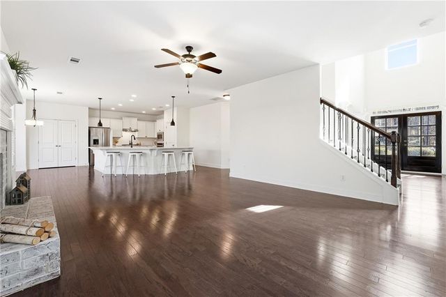 209 LAKESTONE Parkway, Woodstock, GA 30188
