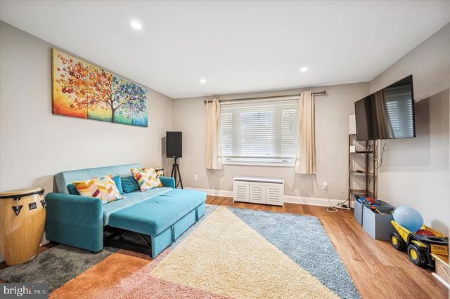 7410 RICHARDS RD, Elkins Park, PA 19027