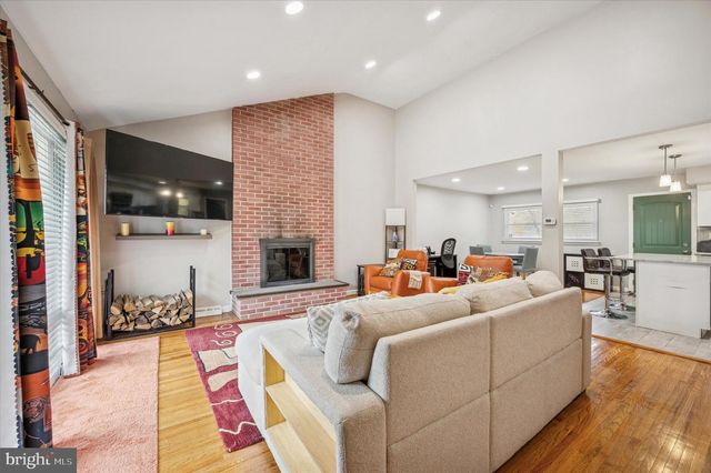 7410 RICHARDS RD, Elkins Park, PA 19027