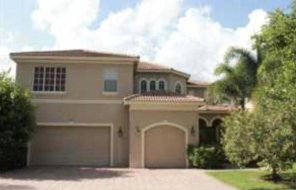 1257 Beacon Circle, Wellington, FL 33414
