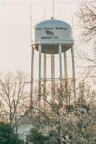 165 Bramblewood Drive, Winder, GA 30680