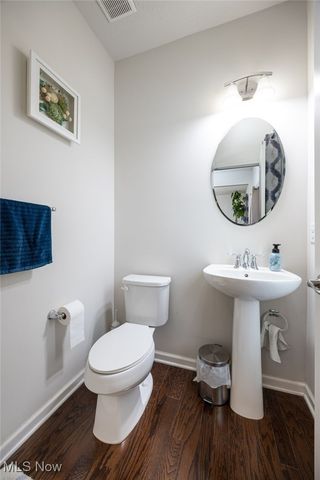 38488 Briar Lakes Drive, Avon, OH 44011