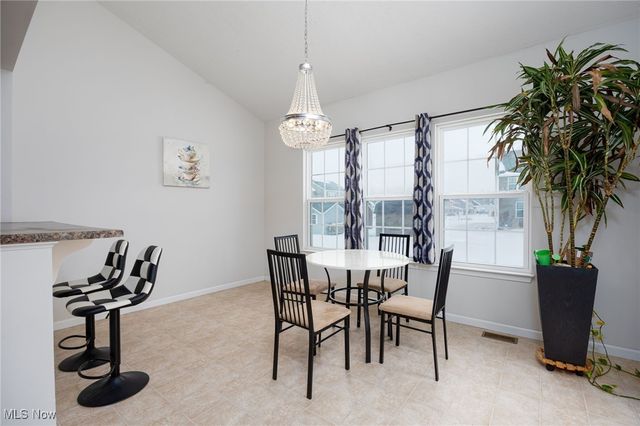 38488 Briar Lakes Drive, Avon, OH 44011