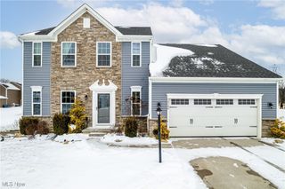 38488 Briar Lakes Drive, Avon, OH 44011