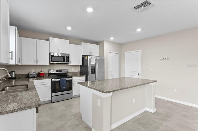 7109 PARADISE ISLAND COURT, Sun City Center, FL 33573