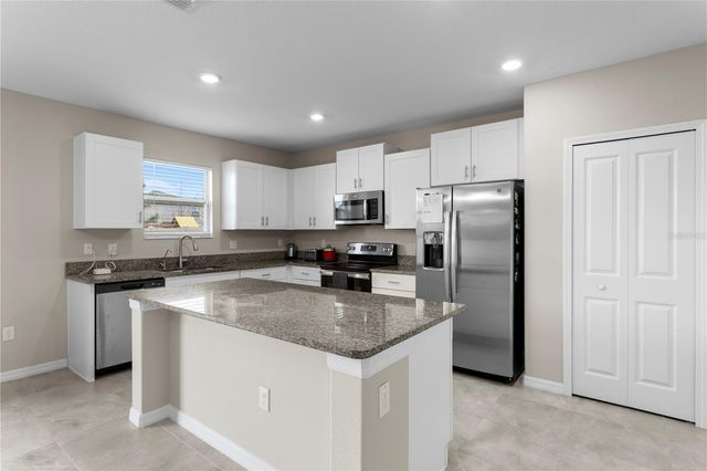 7109 PARADISE ISLAND COURT, Sun City Center, FL 33573