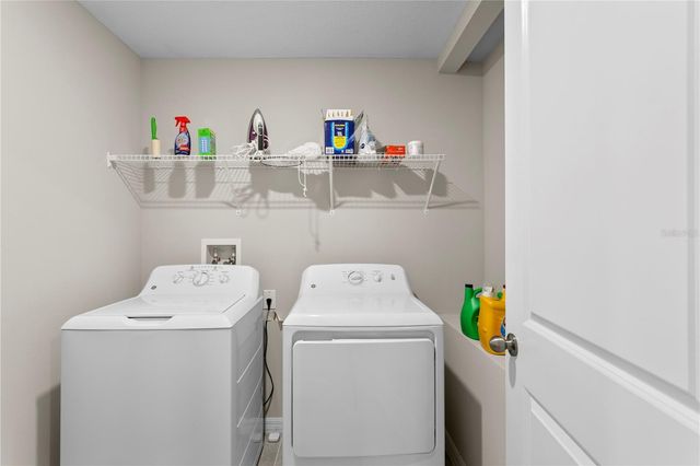 7109 PARADISE ISLAND COURT, Sun City Center, FL 33573