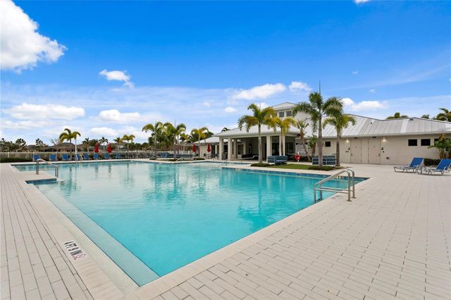 7109 PARADISE ISLAND COURT, Sun City Center, FL 33573