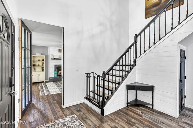 120 WIPPLETREE Court, Palatka, FL 32147