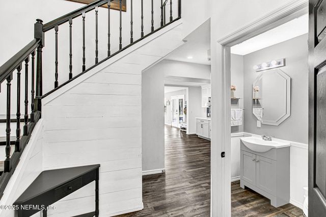 120 WIPPLETREE Court, Palatka, FL 32147