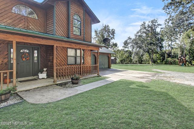 120 WIPPLETREE Court, Palatka, FL 32147