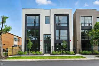 1612 W Hastings Street 201, Chicago, IL 60608