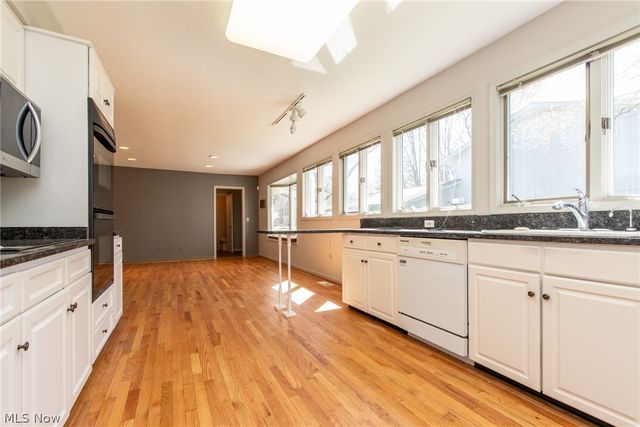 3970 E Meadow Lane, Orange Village, OH 44122