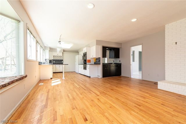 3970 E Meadow Lane, Orange Village, OH 44122