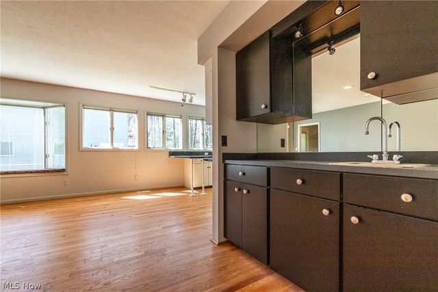 3970 E Meadow Lane, Orange Village, OH 44122