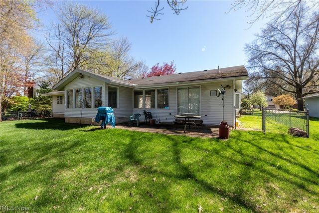 3970 E Meadow Lane, Orange Village, OH 44122