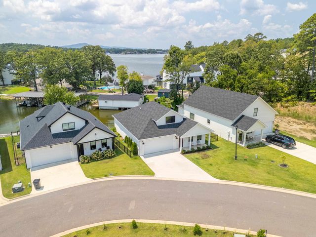 165 Clearwater Circle, Hot Springs, AR 71901