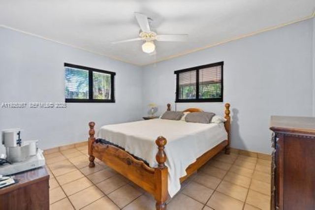 9155 SW 179th St, Palmetto Bay, FL 33157