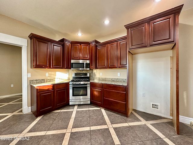 508 N Eagle Meadow Loop, Thatcher, AZ 85552