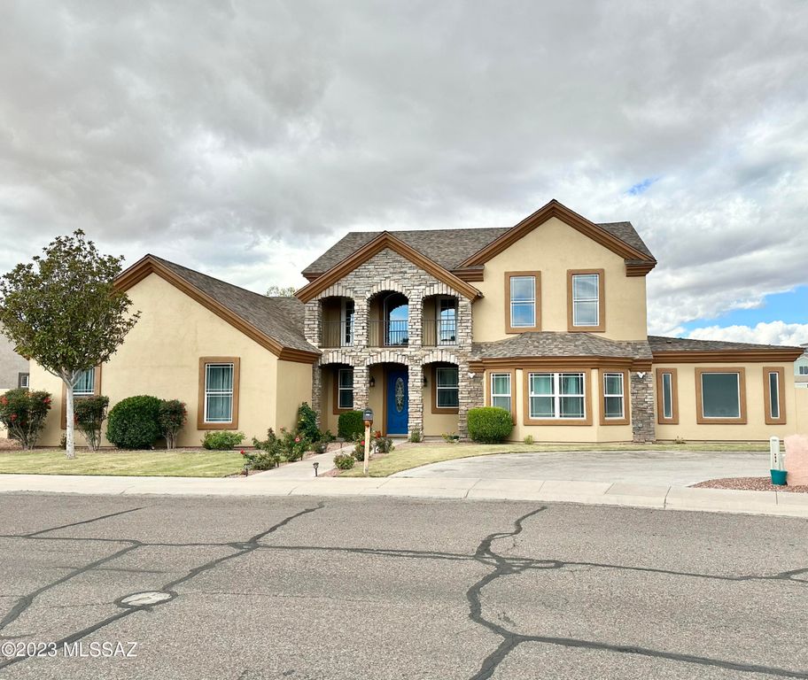 508 N Eagle Meadow Loop, Thatcher, AZ 85552