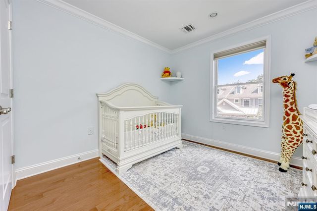 1004 Whitney Lane, Allendale, NJ 07401