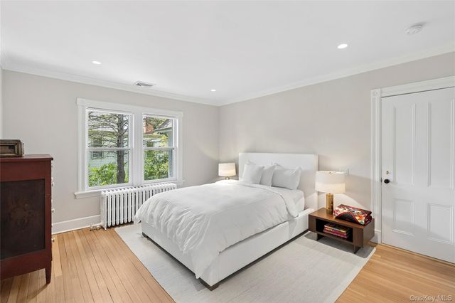 55 Post Crossing, Southampton, NY 11968