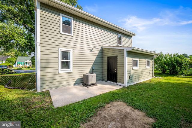 20 VILLAGE RD, Baltimore, MD 21208