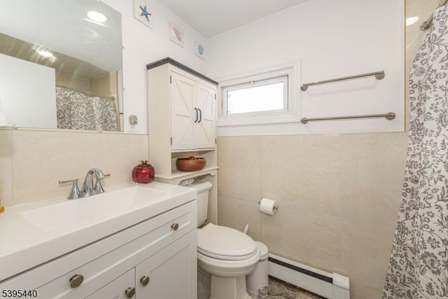 237 E Passaic Ave, Bloomfield Twp., NJ 07003