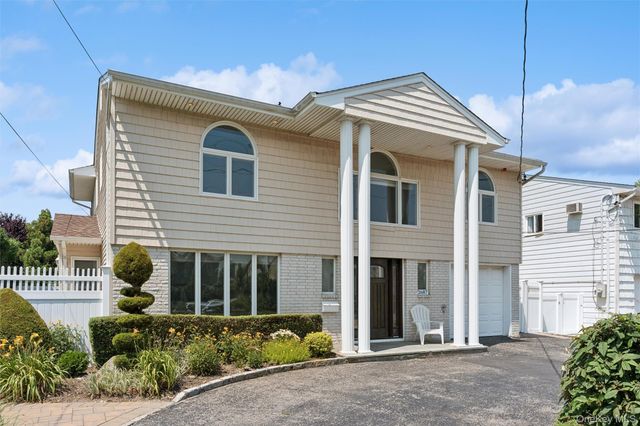 2687 Karen Street, Bellmore, NY 11710
