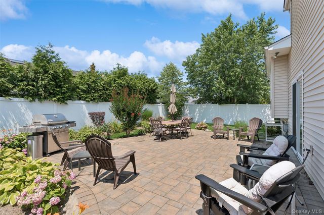 2687 Karen Street, Bellmore, NY 11710