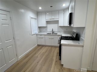 1840 W Glenoaks Boulevard A, Glendale, CA 91201