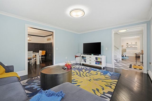 1 Leone Ln, Mendon, MA 01756