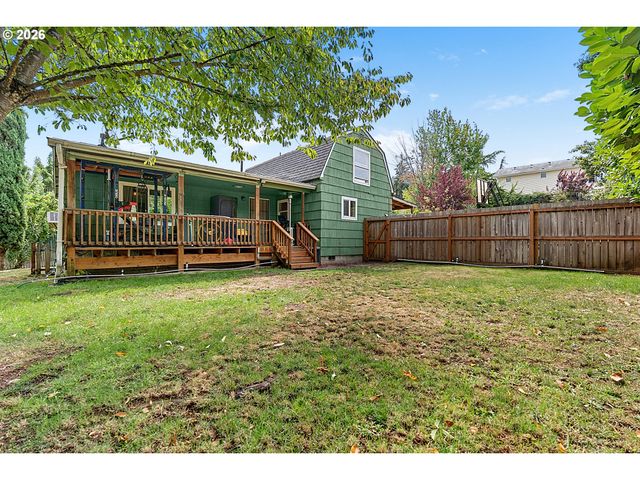 269 S 69TH Pl, Springfield, OR 97478
