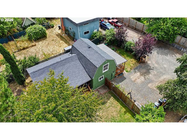 269 S 69TH Pl, Springfield, OR 97478