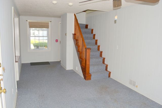 103 Greenwich Avenue, East Providence, RI 02914
