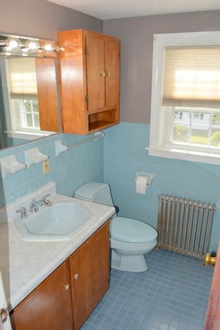 103 Greenwich Avenue, East Providence, RI 02914