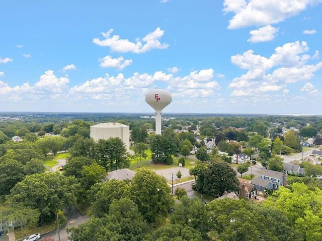 103 Greenwich Avenue, East Providence, RI 02914