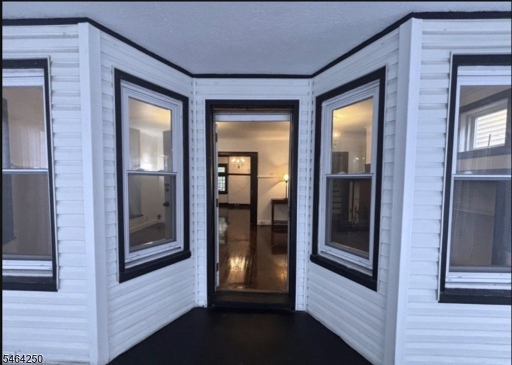 131 Greenwood Ave, East Orange City, NJ 07017 — photo 2