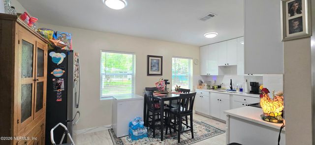 5125 ABEL Lane, Jacksonville, FL 32254