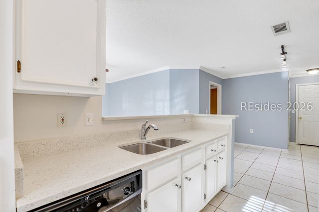 50 Pebble Beach Cv Apt H116, Bluffton, SC 29910