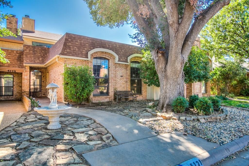 Image 1 of property listing at 5121 Fairway Dr, San Angelo, TX 76904