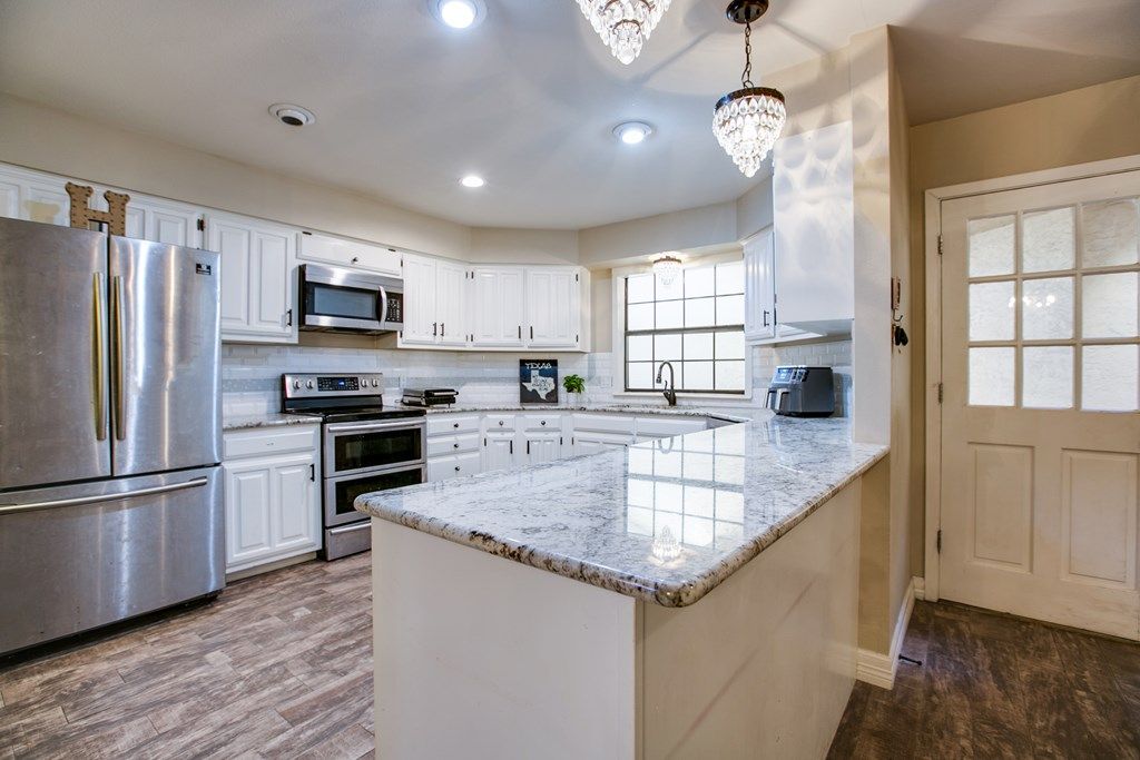 Image 13 of property listing at 5121 Fairway Dr, San Angelo, TX 76904