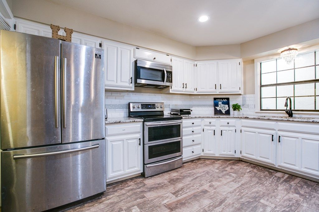 Image 14 of property listing at 5121 Fairway Dr, San Angelo, TX 76904