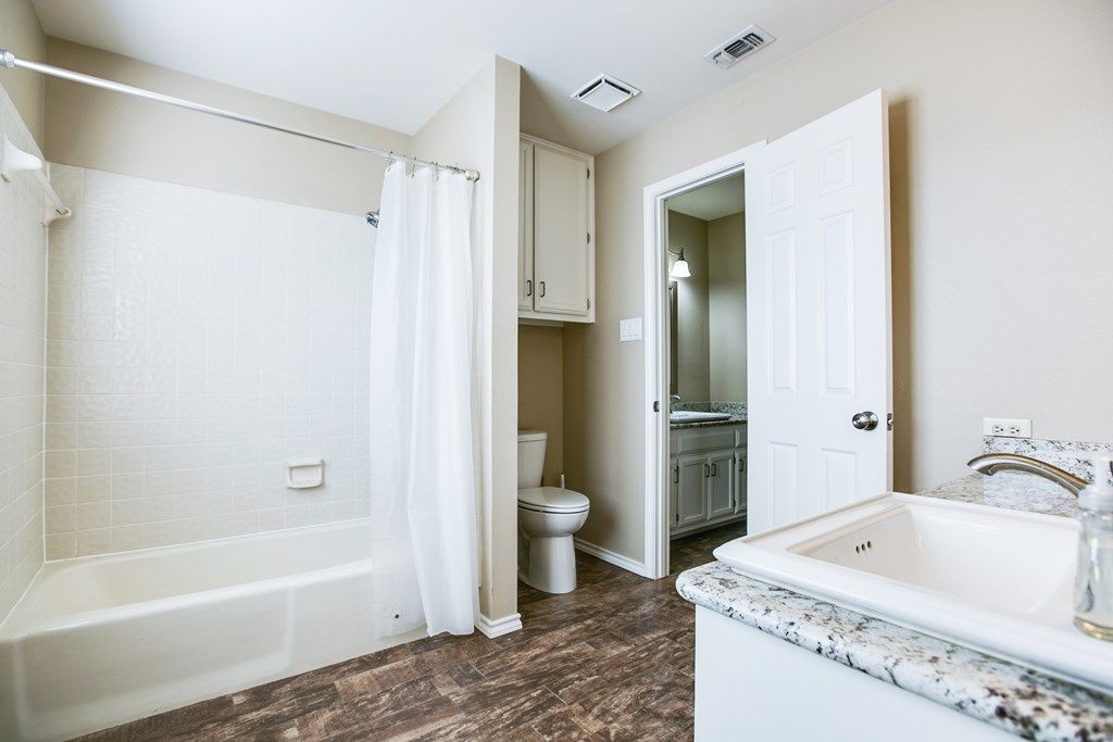 Image 28 of property listing at 5121 Fairway Dr, San Angelo, TX 76904